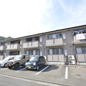 Wi-Fi無料♪駐車場契約可能、広々1LDK♪