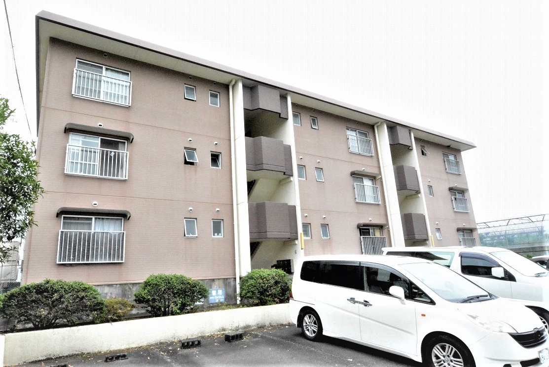 日当たりの良いお部屋です(^-^)リビングも広々12帖★