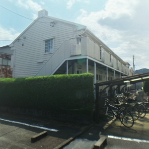 敷金・礼金不要！駐車場が一台付いています★アクセス良い立地♪