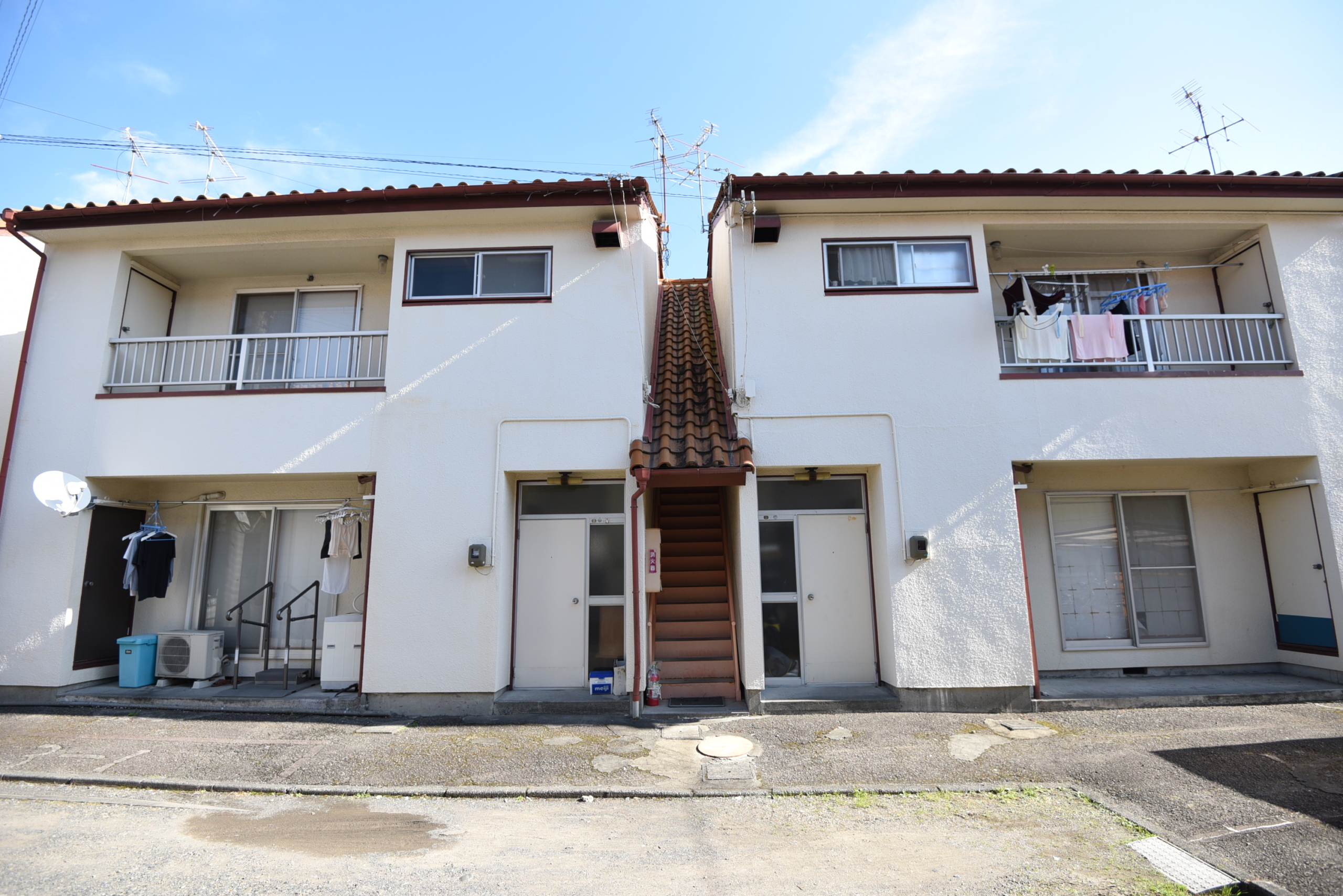 駐車場付2DK、井戸水のため上水道料不要!